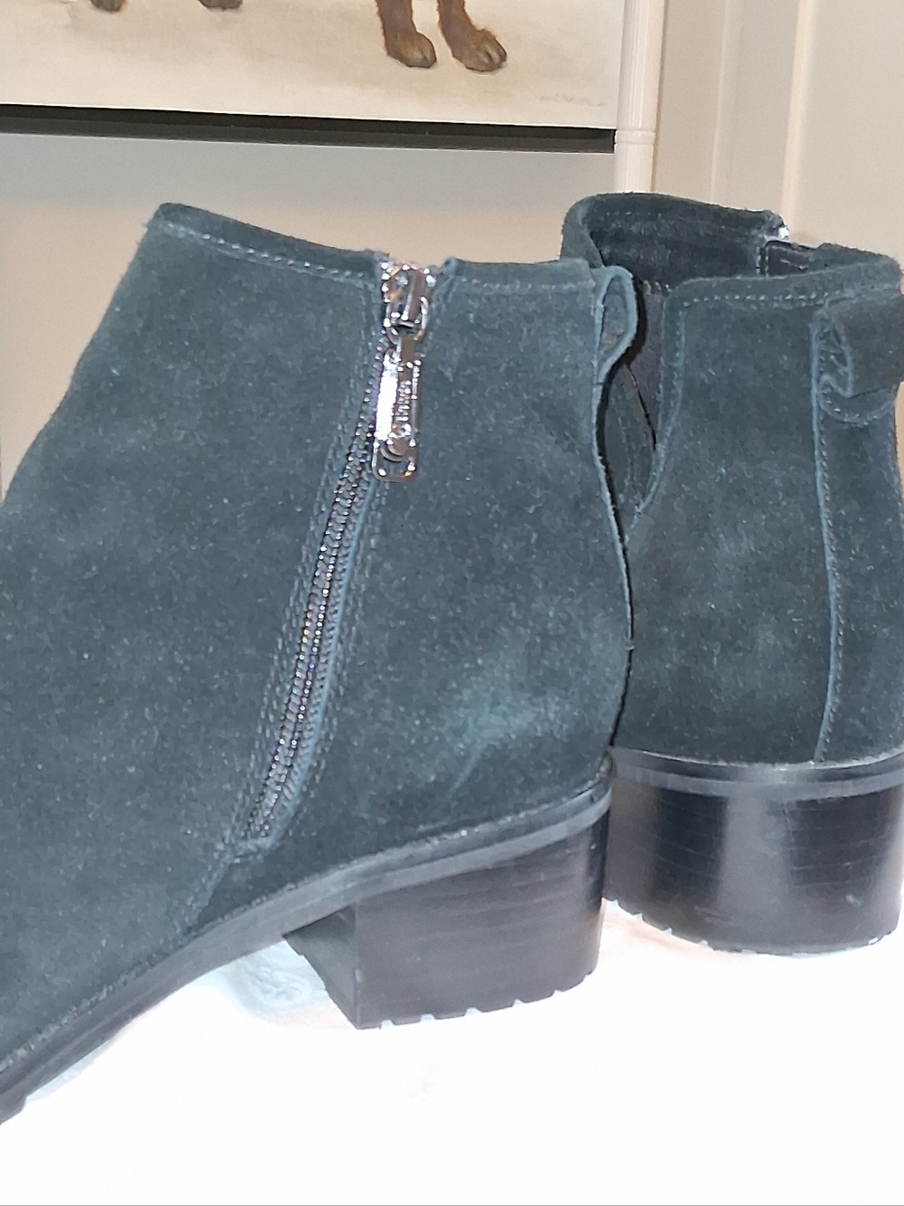 Blondo Black Faux Suede Waterproof Ankle Booties with Side Zipper 8M